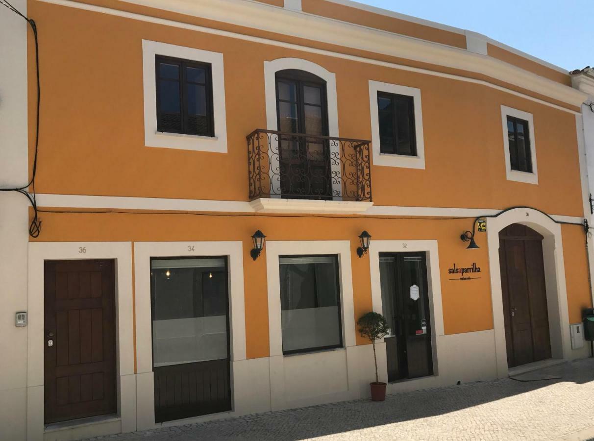 Casa Amarela Hotell Marinha Grande Exteriör bild